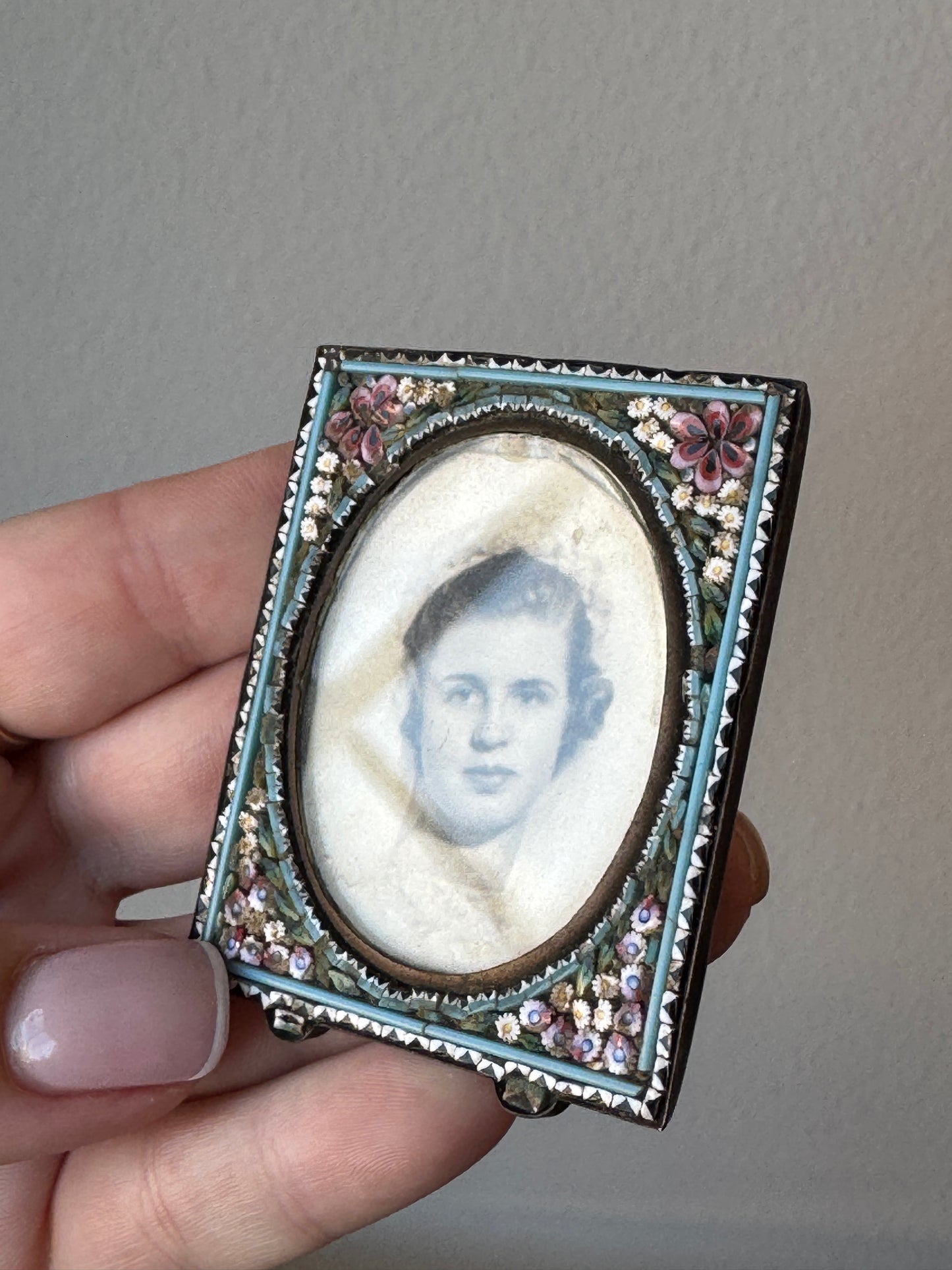 Antique Italian Micro Mosaic Picture Frame – Oval Millefiori Glass Floral Inlay – Brass Miniature Photo Frame