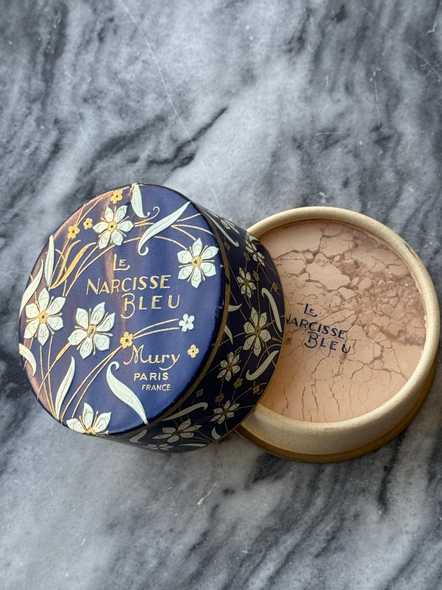 Le Narcisse Bleu French Powder Box