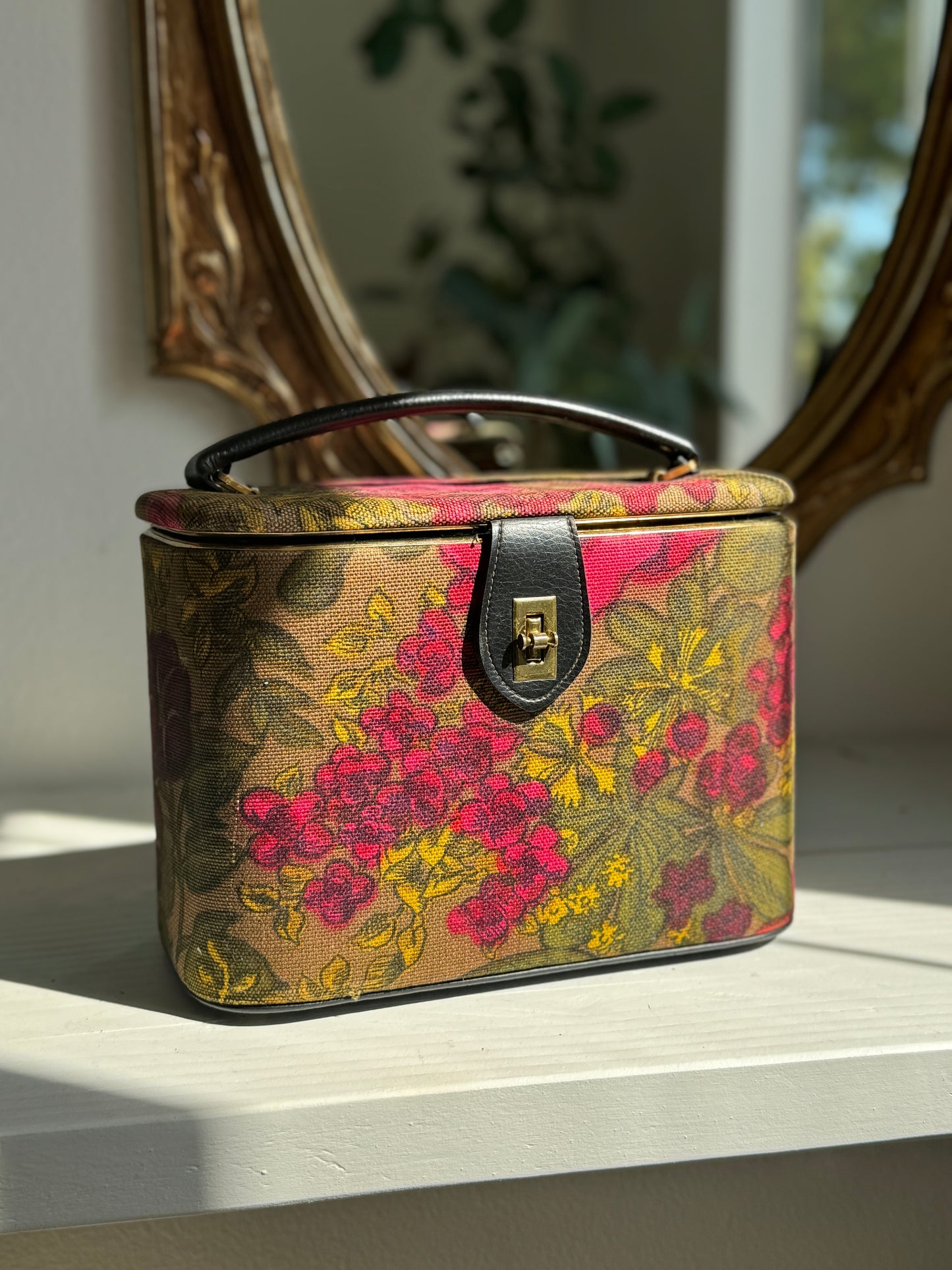 Vintage Makeup Train Case Floral Print