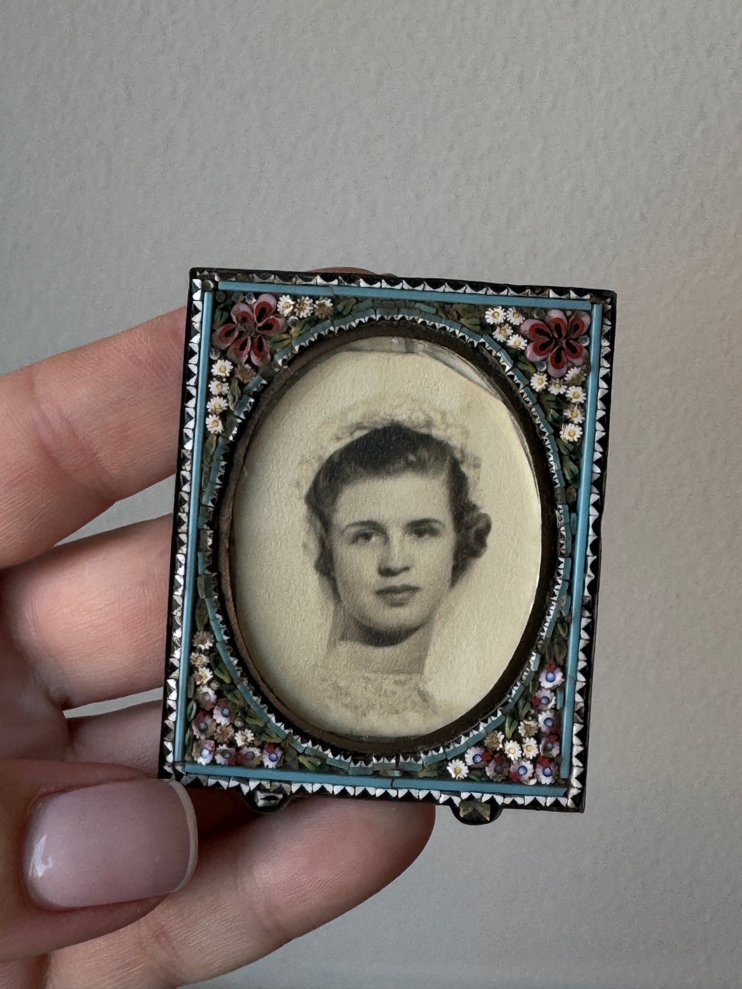 Antique Italian Micro Mosaic Picture Frame – Oval Millefiori Glass Floral Inlay – Brass Miniature Photo Frame